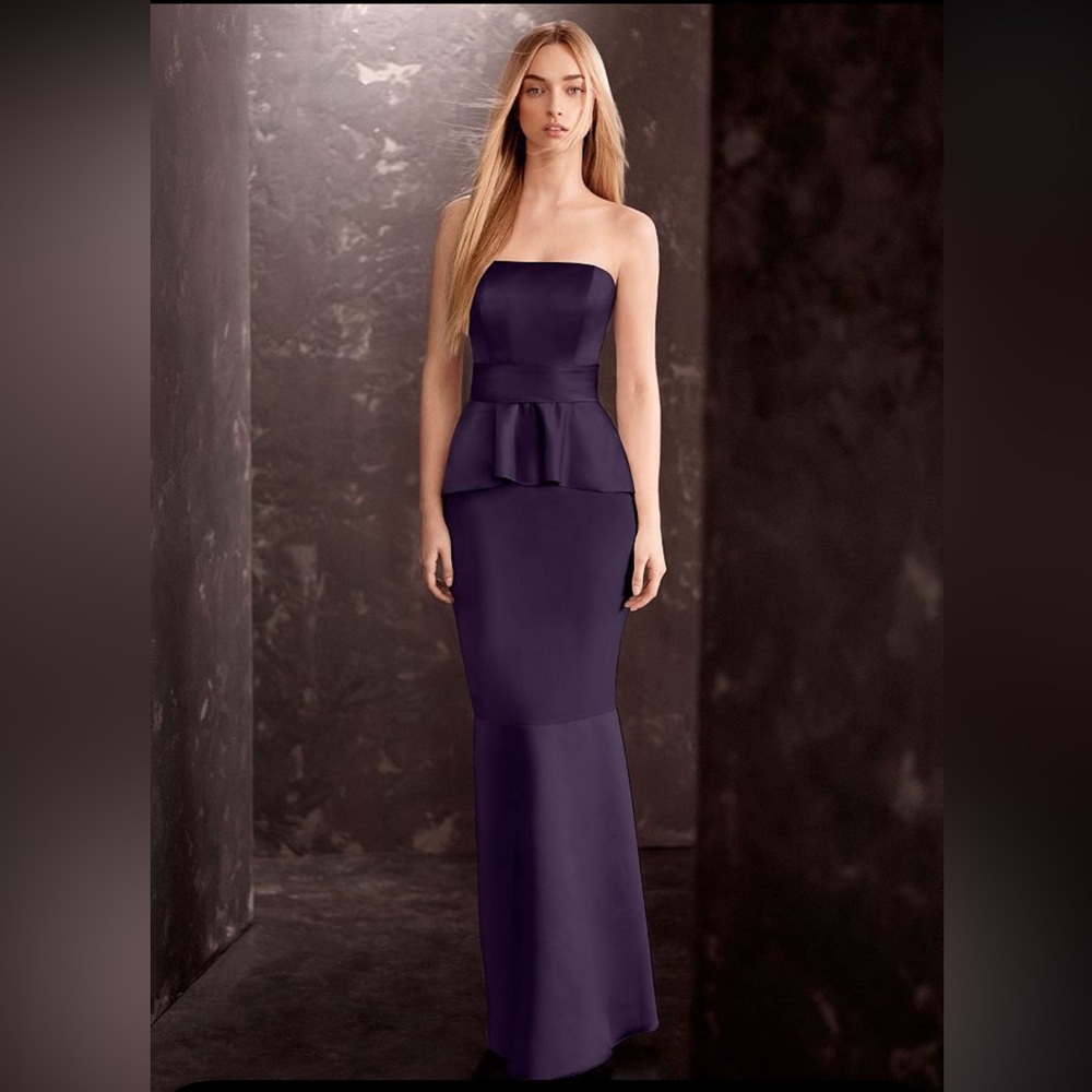 Vera Wang | Navy Strapless Mermaid Dress